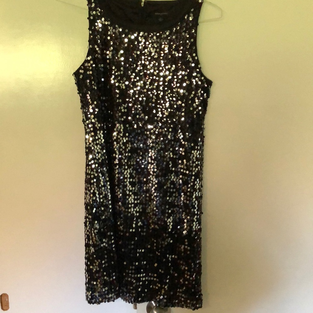 Banana Republic size 6 LBD
